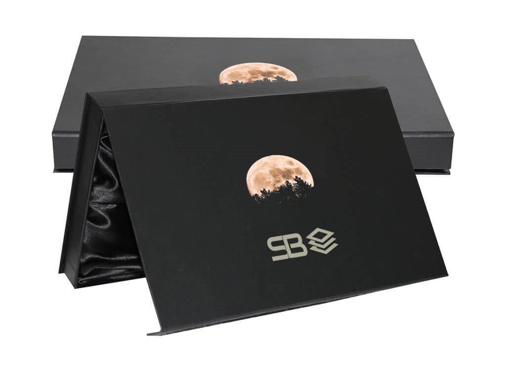 packaging of luxury items