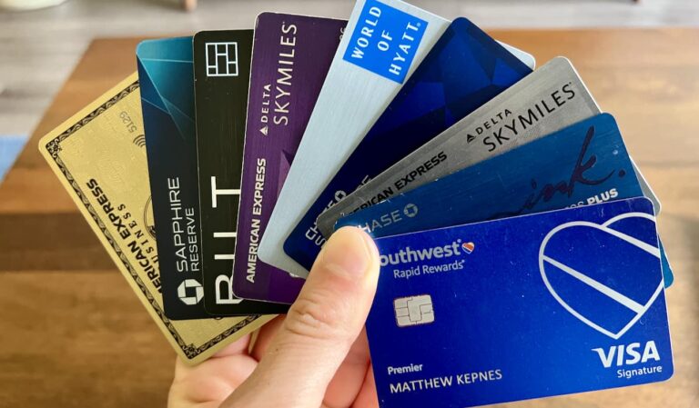 Decoding Luxury Travel: Best Credit Cards and the World of Priority Pass Lounges
